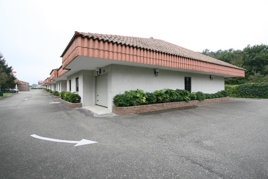Motel Aeropuerto Vigo Esterno foto